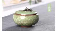 Load image into Gallery viewer, Wholesale and retail small color glazed ceramic pots Fragrance powder cans Ice cracked colorful tea cans Sealed ceramic cans