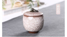 Load image into Gallery viewer, Wholesale and retail small color glazed ceramic pots Fragrance powder cans Ice cracked colorful tea cans Sealed ceramic cans
