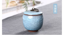 Load image into Gallery viewer, Wholesale and retail small color glazed ceramic pots Fragrance powder cans Ice cracked colorful tea cans Sealed ceramic cans
